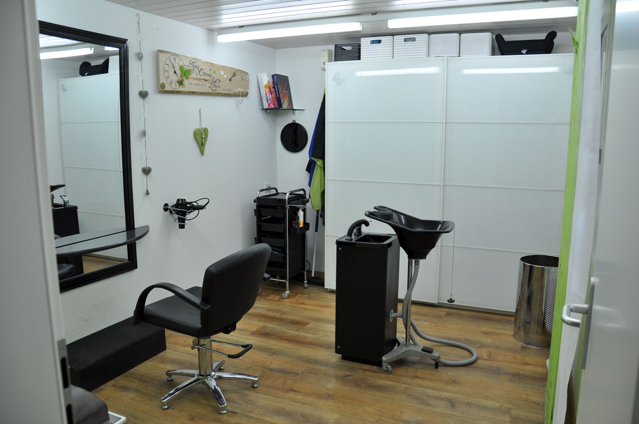 Trendige Herrenfrisur geschnitten von Monika Stucki